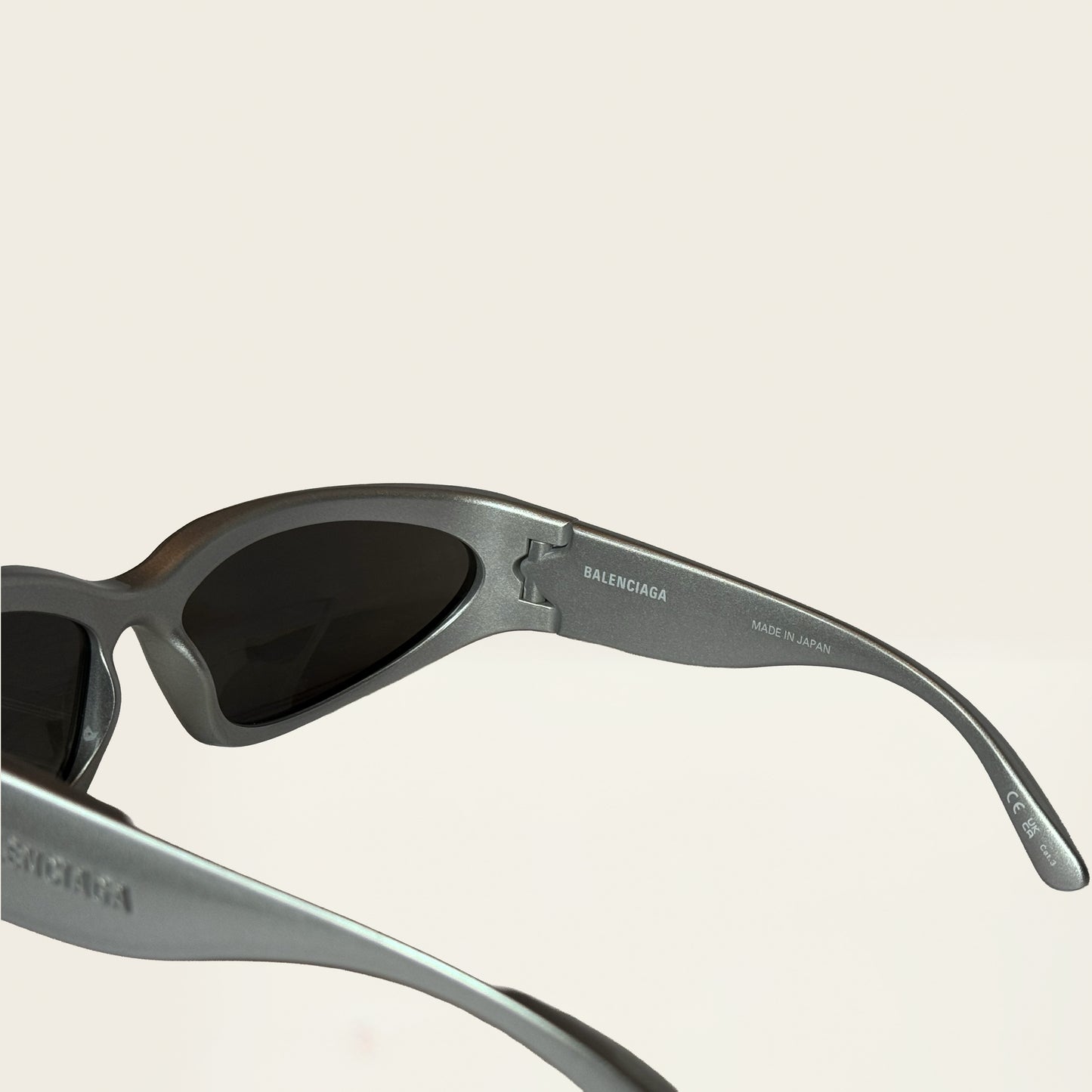 Balenciaga BB0157S Swift Reflective Oval Sunglasses